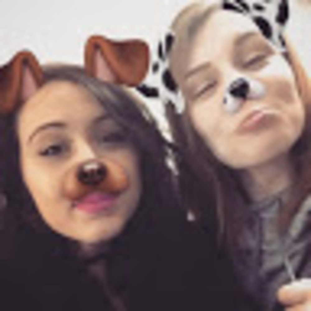 Meet your Posher, Carly